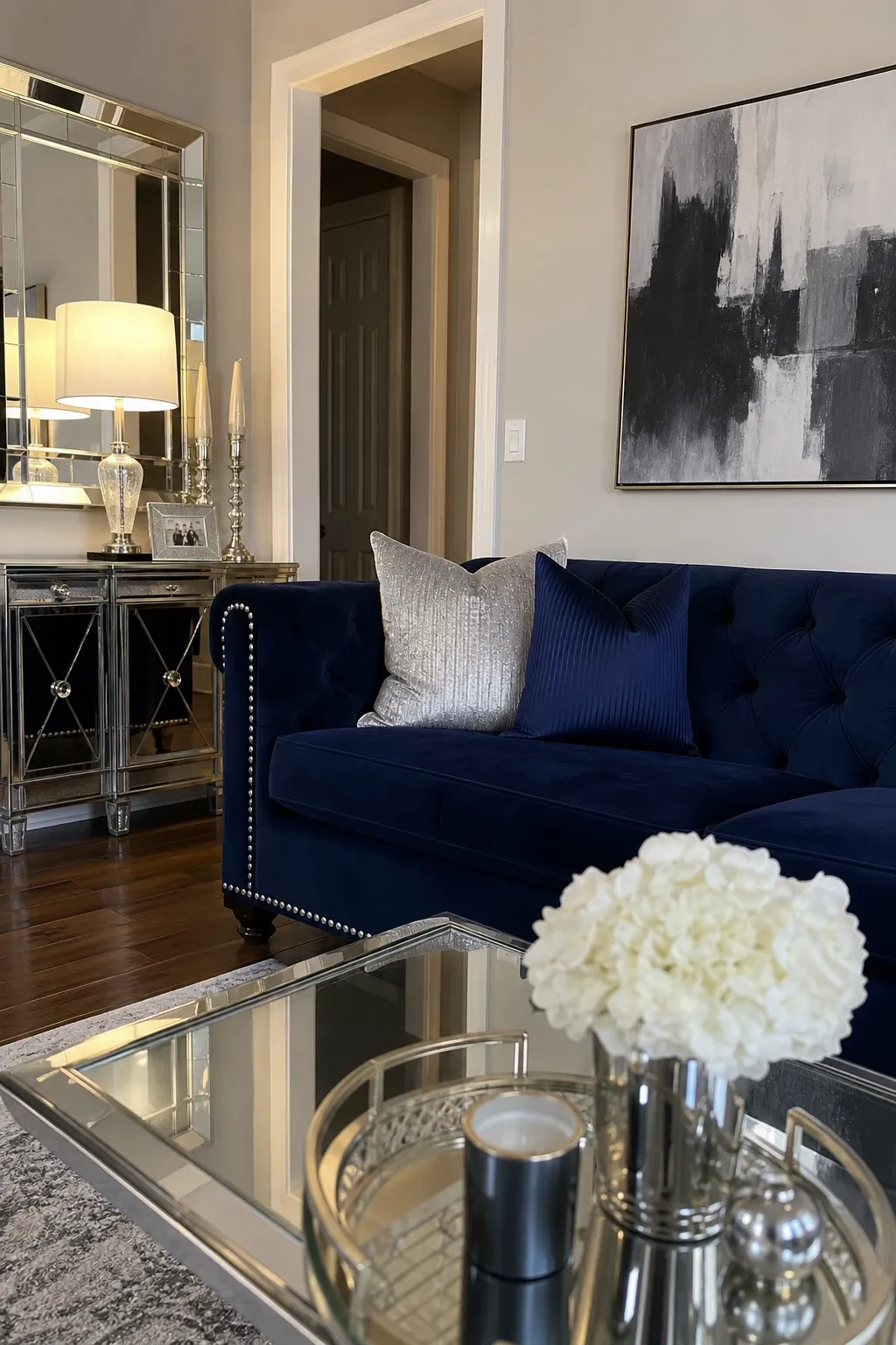 blue and rust orange in a living room