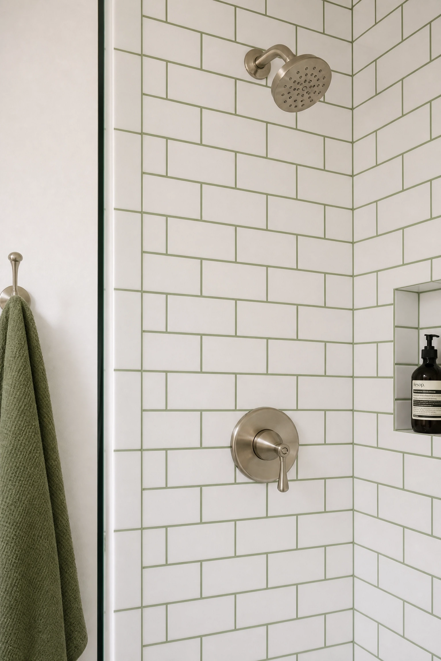 green grout instead of green tile in a bathroom