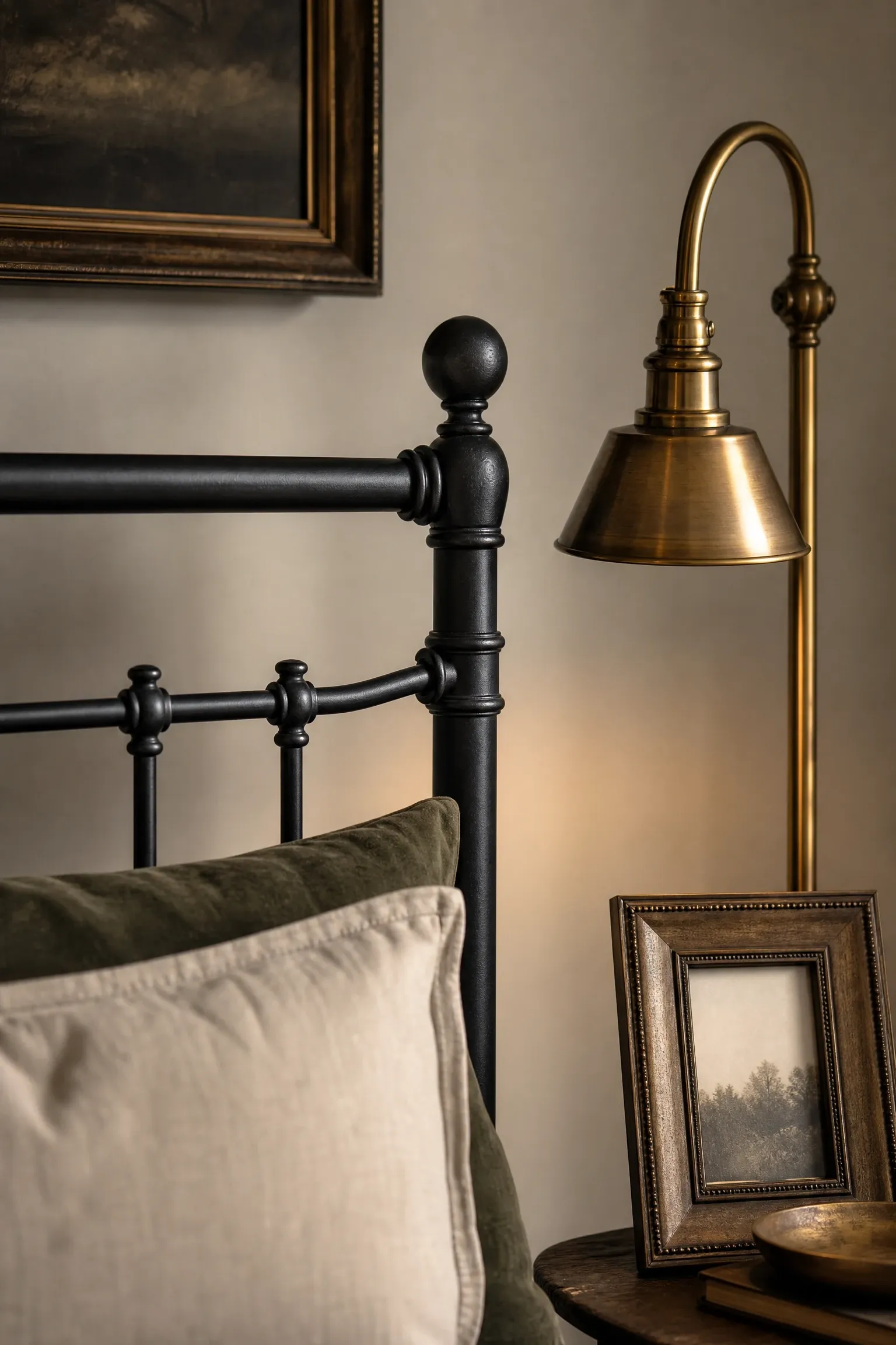 mixing metals instead of matching everything in a bedroom
