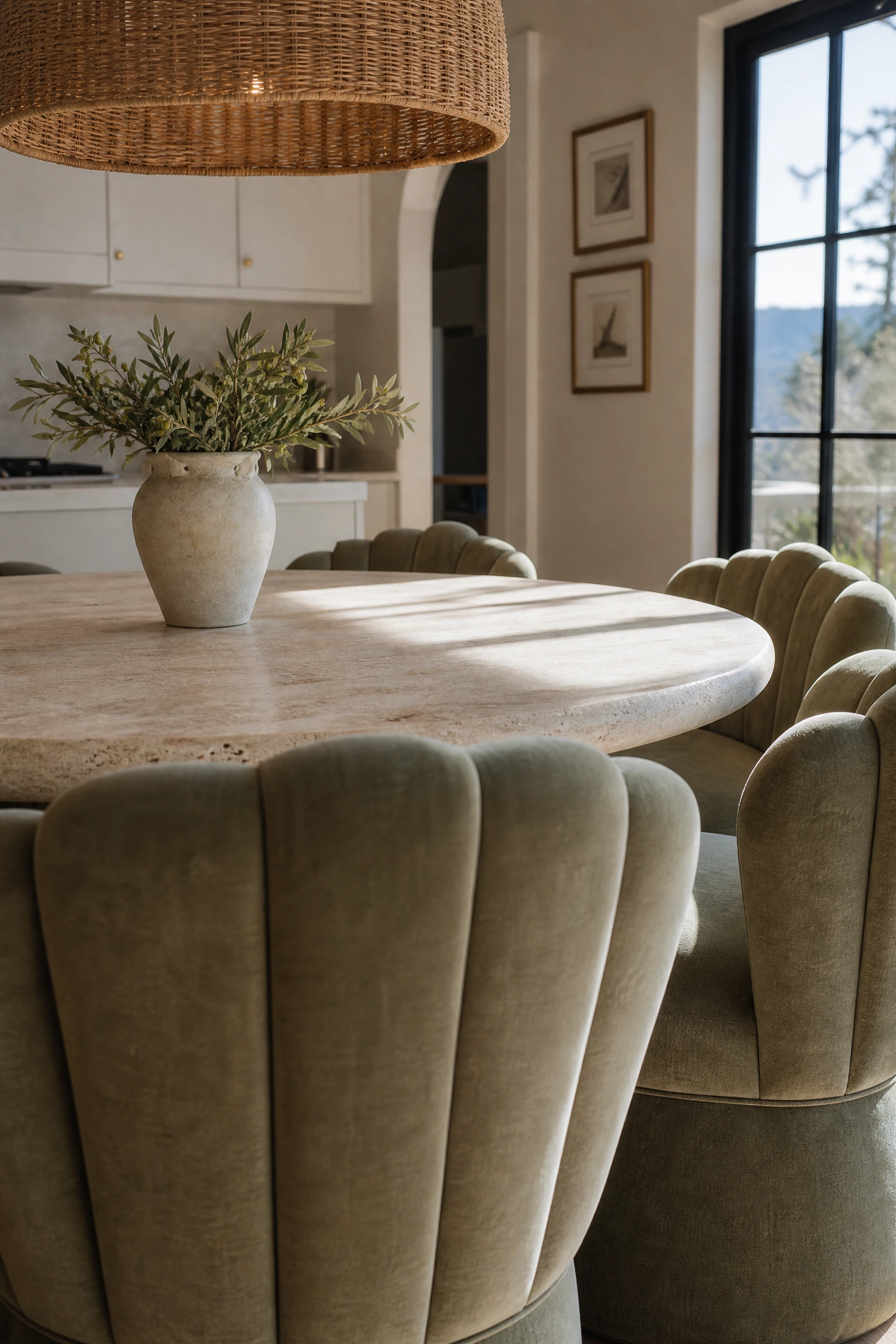 round tables are back, and they are doing real design work in a dining room