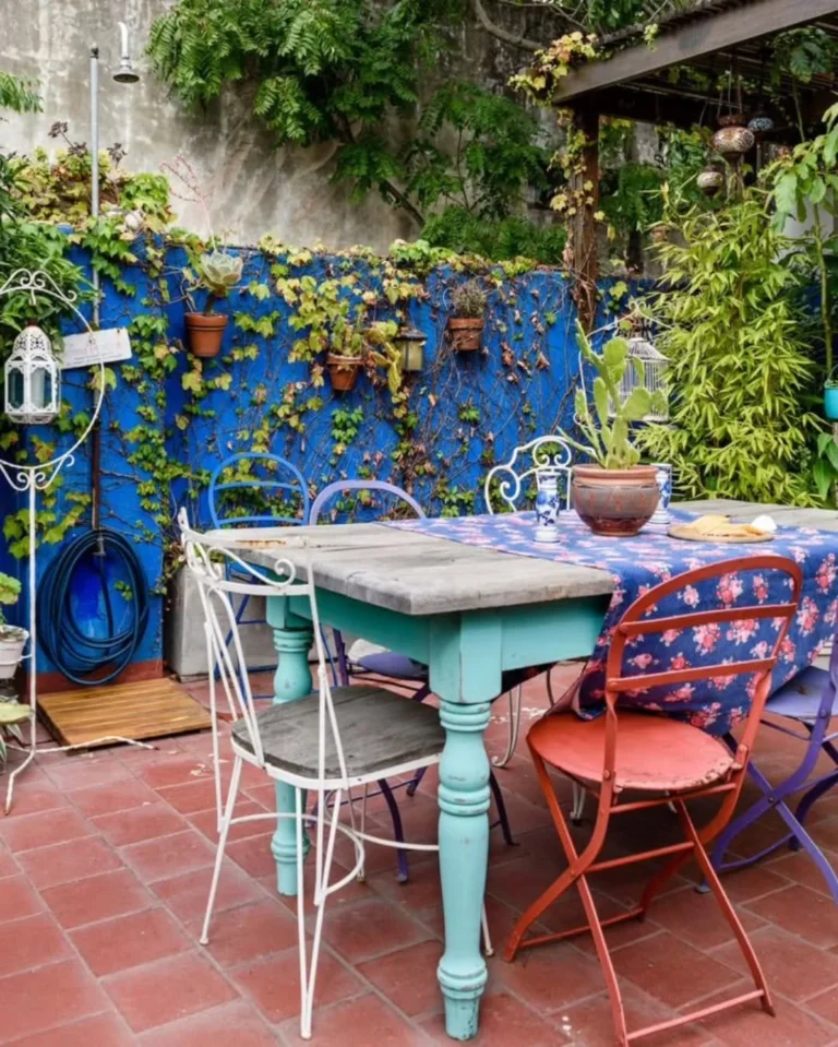 Backyard Seating Ideas That Change How You Use Your Outdoor Space